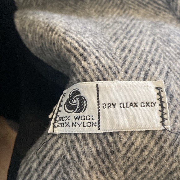 Noble Fashions Wool Coat - Picture 2 of 5